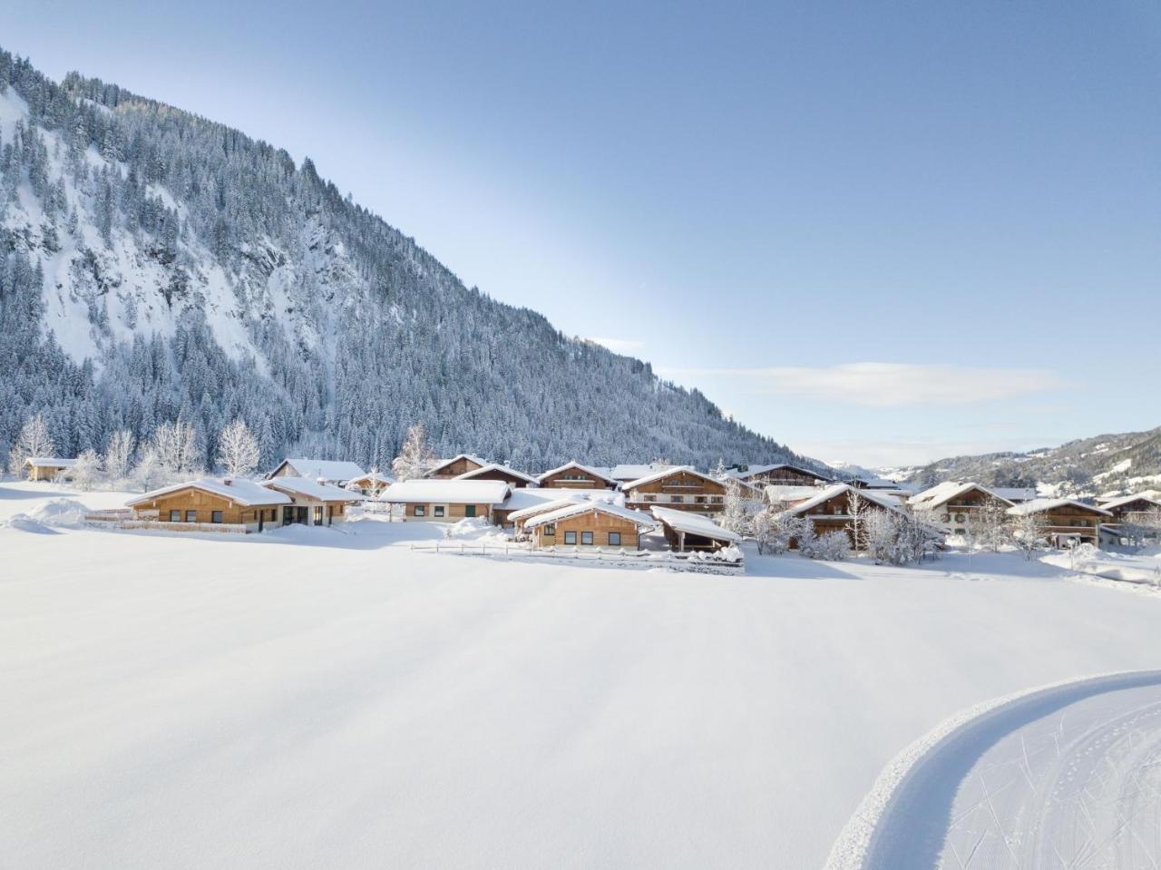 Hotel Almdorf Tirol Haldensee Esterno foto